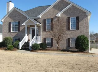 31 Shagbark Dr, Cartersville, GA 30120