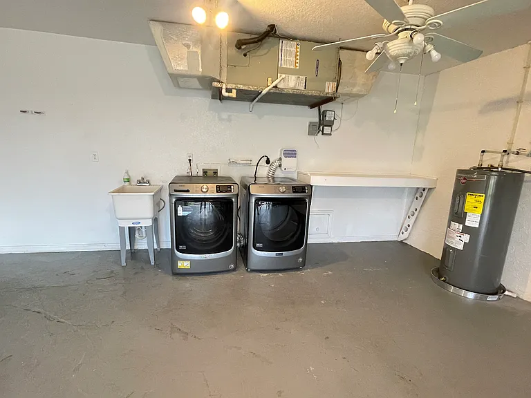 2496 N Orangewood St — Photo 20