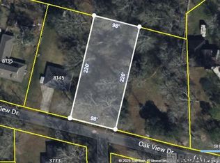 Oak View Dr, Baton Rouge, LA 70814