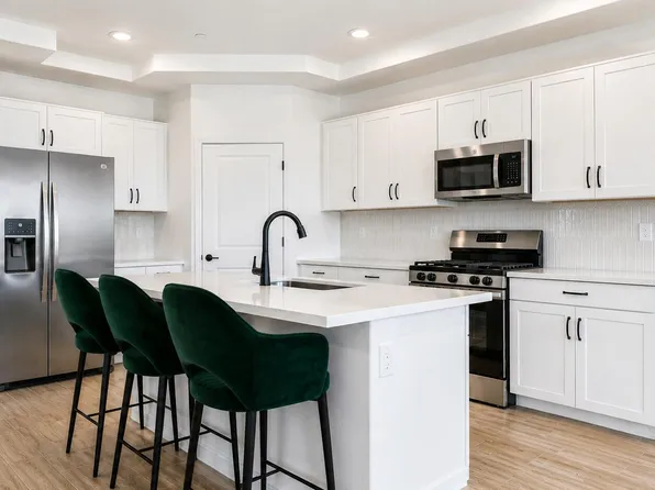 21297 W EDGEMONT Avenue, Buckeye, AZ 85396