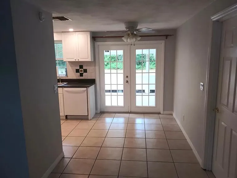 12635 Canton Ave — Photo 10