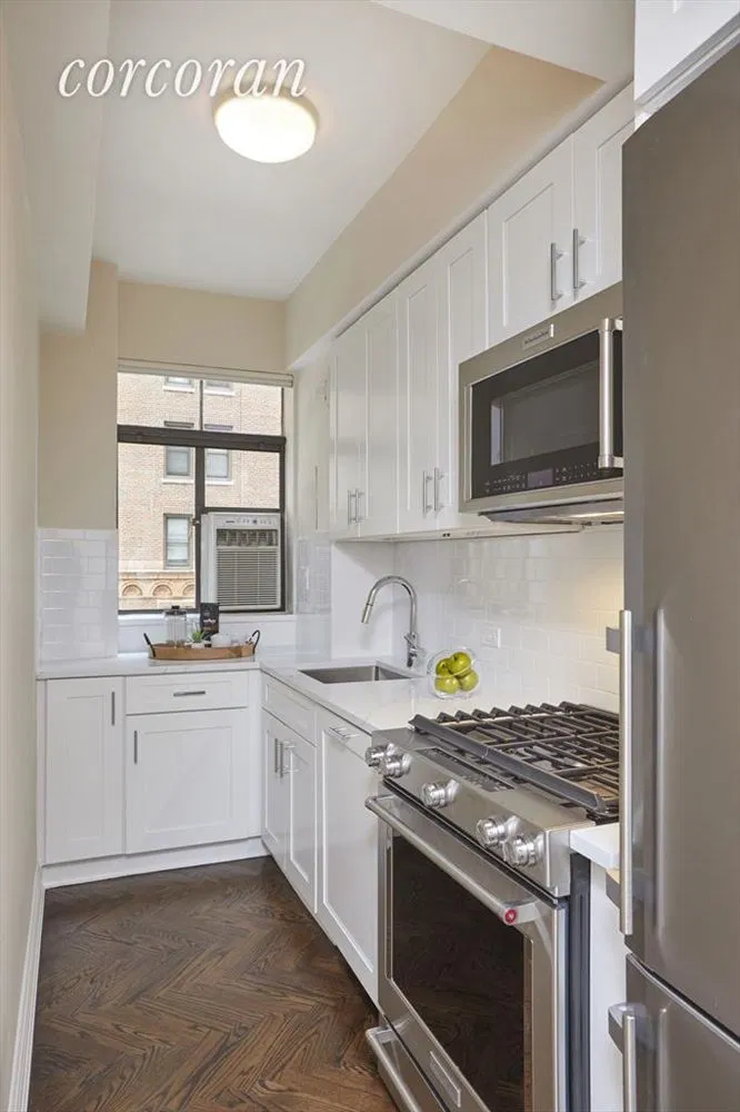140 Riverside Drive #4P in Upper West Side, Manhattan | StreetEasy