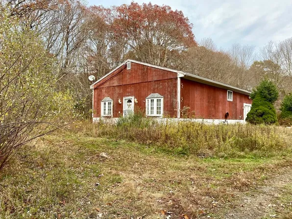 2375 Williams St, Dighton, MA 02715