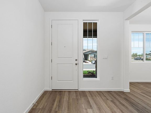4th image of 1237 S Cathedral Ct