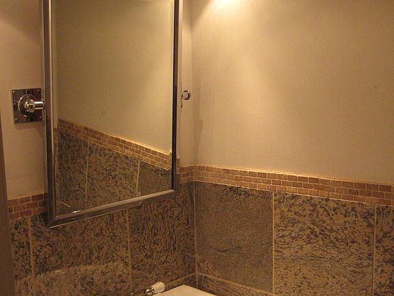 1st floor half bathroom
