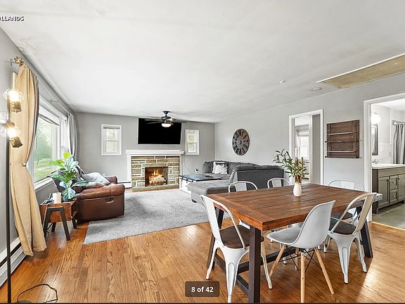 2nd image of 628 Coddington Rd