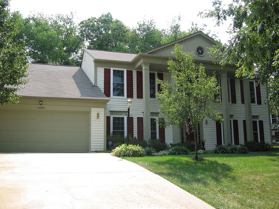 Spacious home on .37 acres