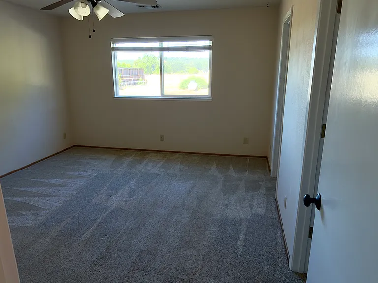 8664 Deschutes Rd — Photo 23