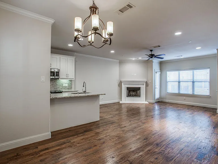 6136 Oram St #3 — Photo 11