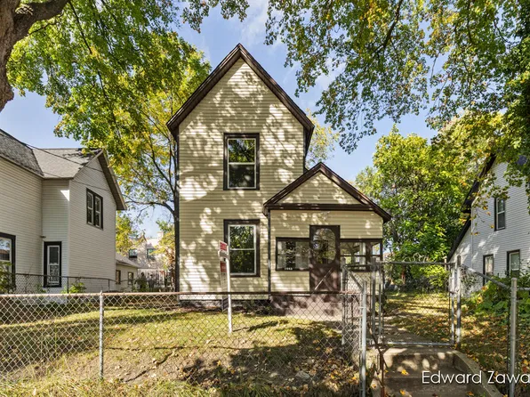 1043 Sigsbee St SE, Grand Rapids, MI 49506