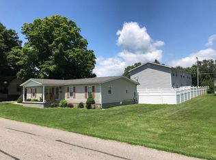 8 W 1st St, The Plains, OH 45780