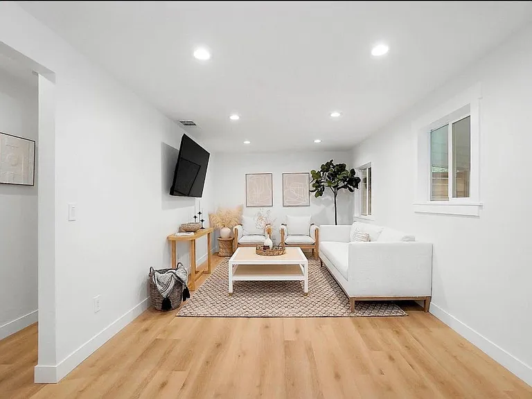 608 Baines Ave — Photo 23