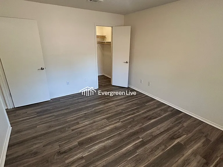 52 Callan Ct — Photo 11