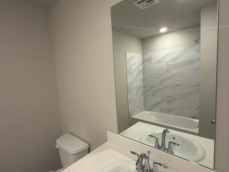 2924 Firefly Dr — Photo 10