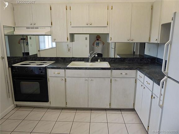 2nd image of 1900 S Kanner Hwy APT 5-105
