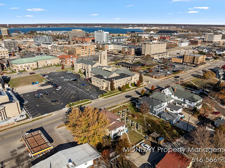 263 W Muskegon Ave #1 — Photo 19