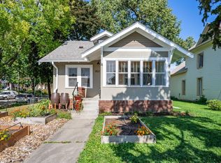 2822 Golden Valley Rd, Minneapolis, MN 55411