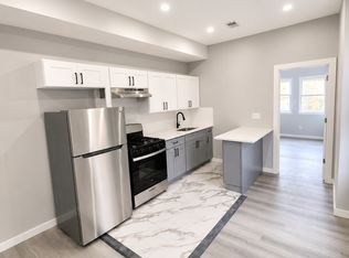 352 S 10th St Floor 2, Newark, NJ 07103