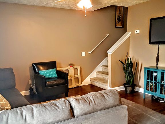 2nd image of 808 Chilhowee Ct