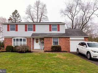 1419 Devon Rd, Warminster, PA 18974