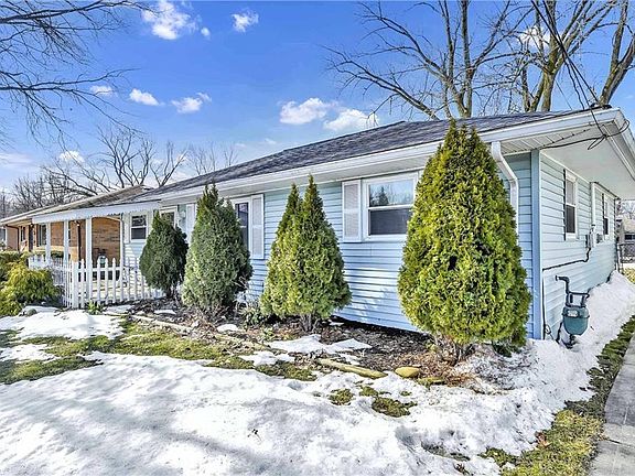 2nd image of 358 Gayle Dr