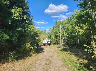 315 Golf Course Rd, Newport, ME 04953