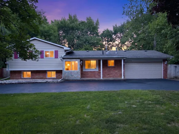 32463 Dunford St, Farmington Hills, MI 48334