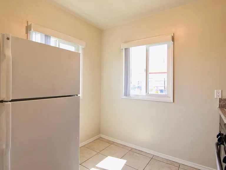 3347 Del Mar Ave #4 — Photo 9