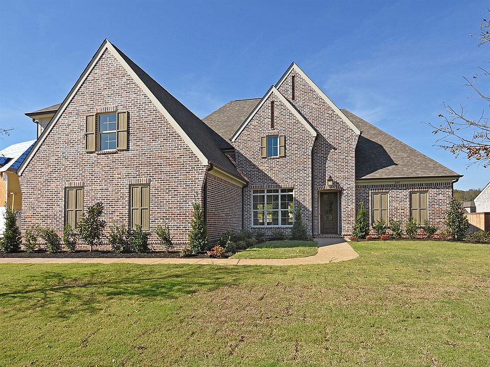 1st image of 245 Saunders Creek Dr