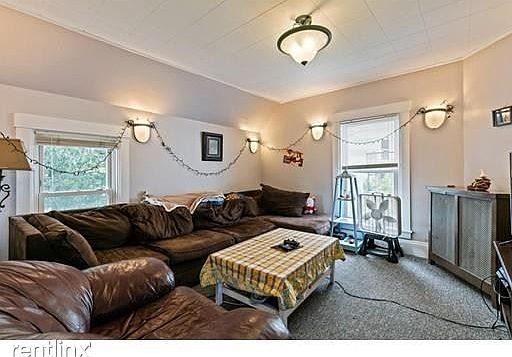 52 7th St. #2 Medford - Wellington Shared Unit Photo 6