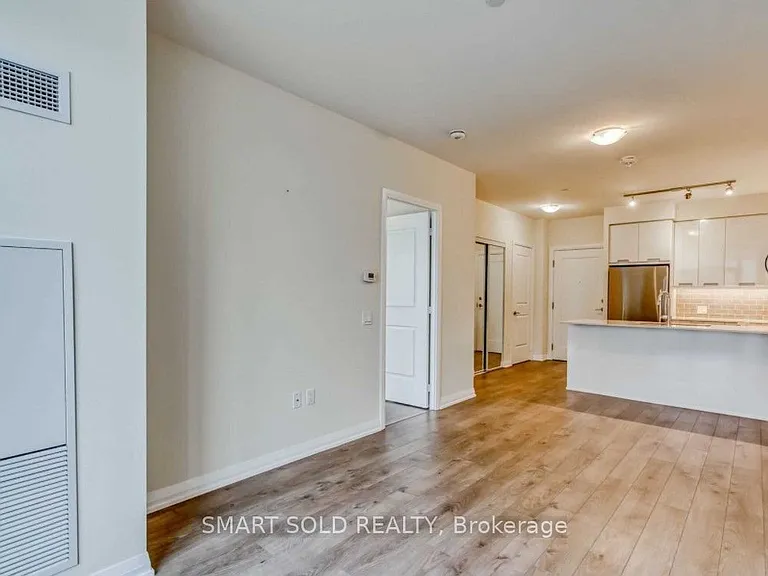 65 Watergarden Dr — Photo 9