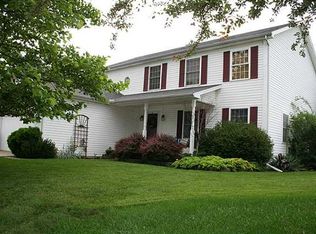 1351 Mary Lou Ct, Perrysburg, OH 43551