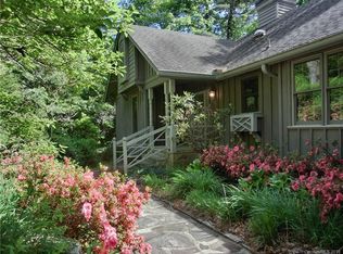 77 S Horseshoe Dr, Sapphire, NC 28774