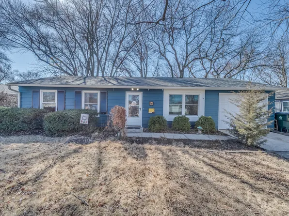 14 Pomeroy Rd, Montgomery, IL 60538