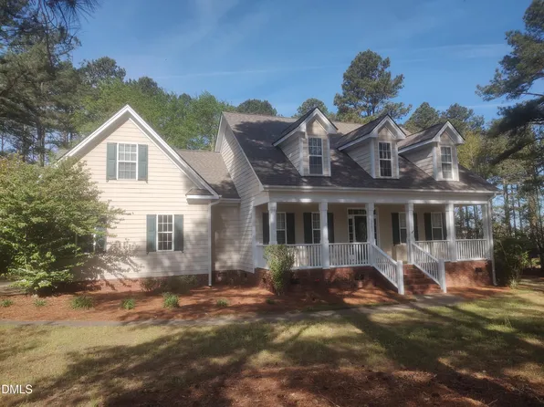 1007 Swift Creek Dr, Clayton, NC 27520