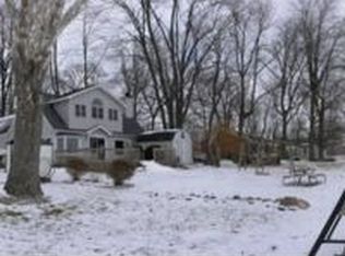 6722 E McGuires Rd, Churubusco, IN 46723