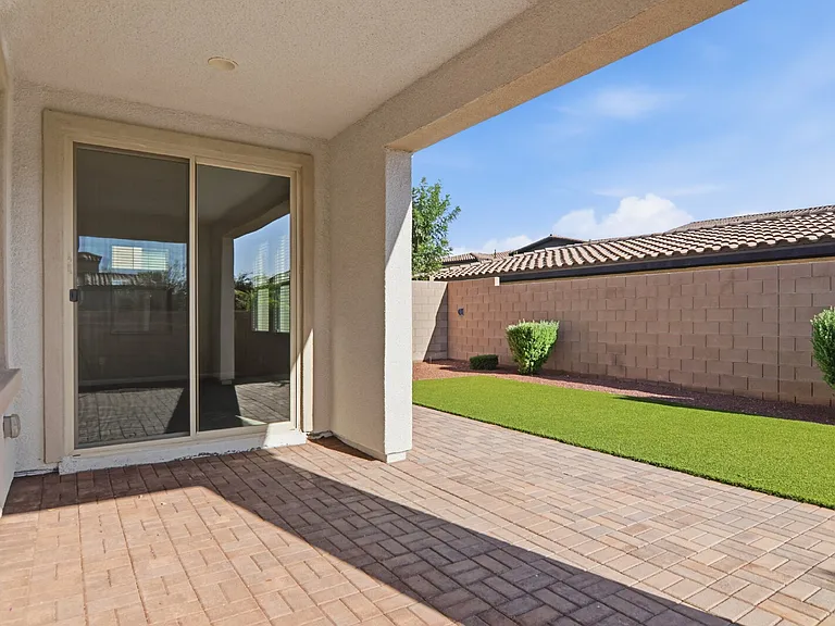 3158 Molinos Dr — Photo 50