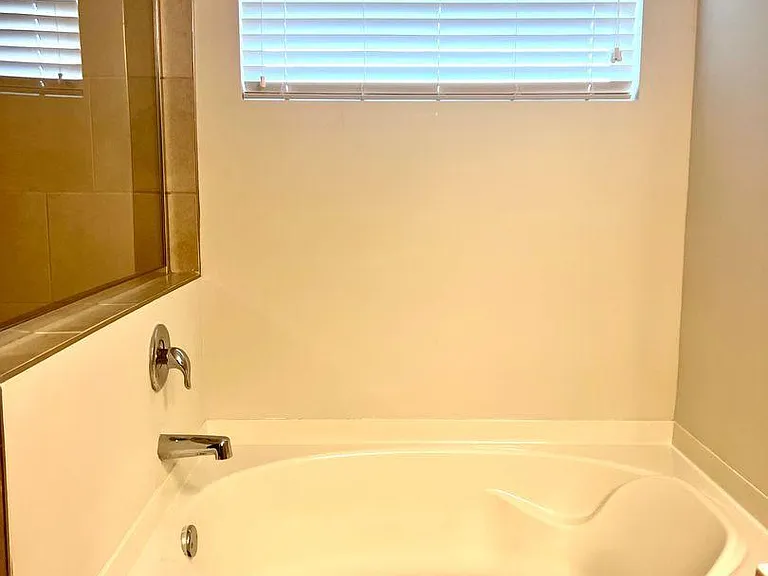 122 Founders Dr #42 — Photo 15