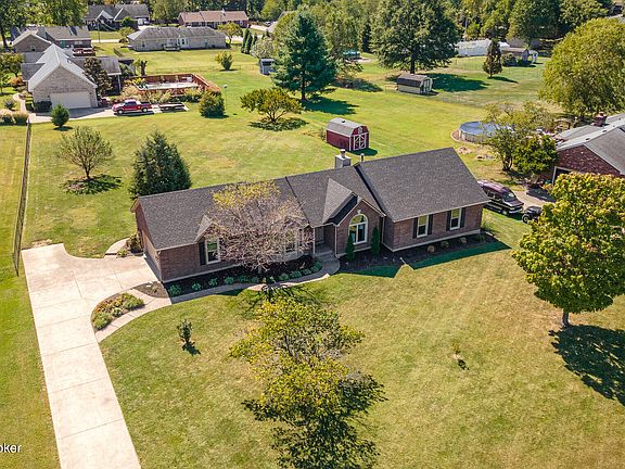 2nd image of 141 Kamp Dr