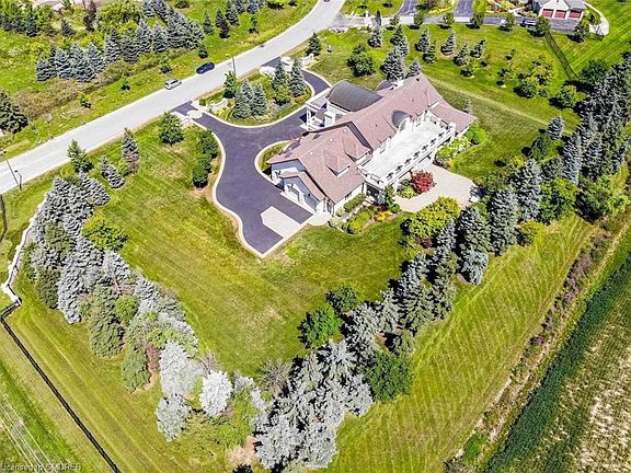 5th image of 2594 Bluffs Way