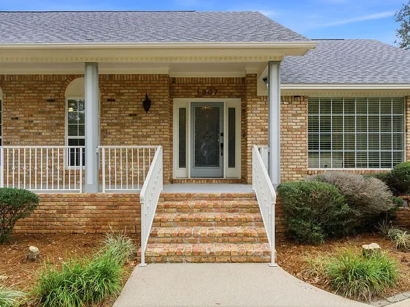 1307 Creek Bridge Rd, Pensacola, FL 32514