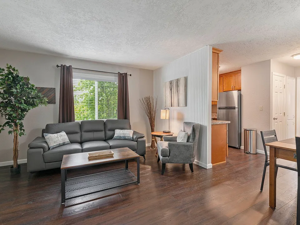 617 SE Washington St #1-ID1631615P