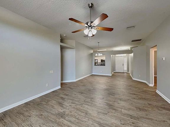 5th image of 10416 Soaring Eagle Dr #1