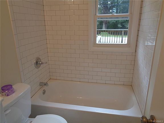 5th image of 5707 Wainwright Dr
