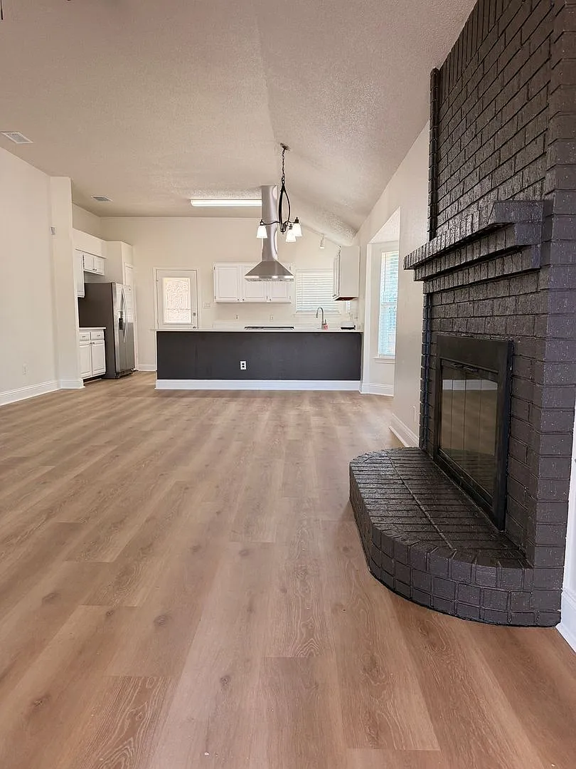Charming 3BR House in Fort Worth — Photo 3