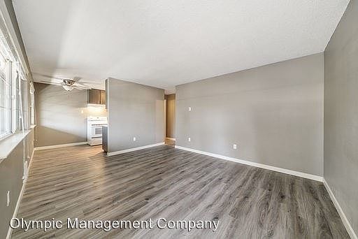 2nd image of 14117 C St S APT X