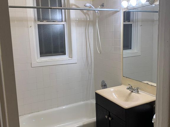 5th image of 1624 N Central Park Ave #1