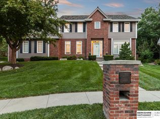 14108 Seward St, Omaha, NE 68154