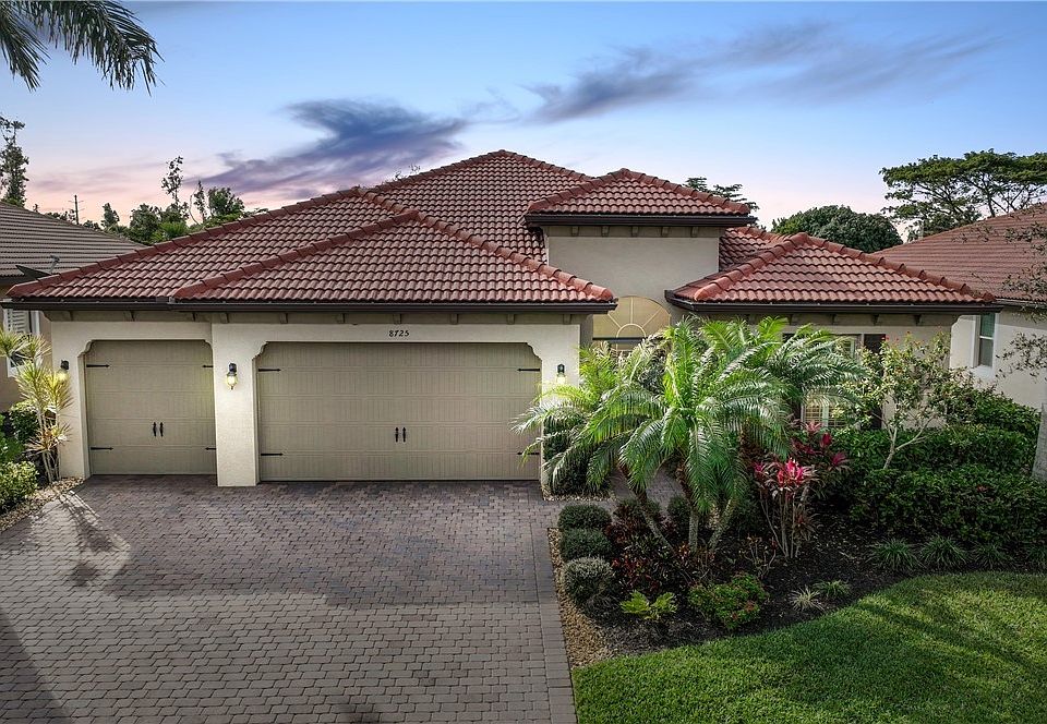 1st image of 8725 Westwood Oaks Pl