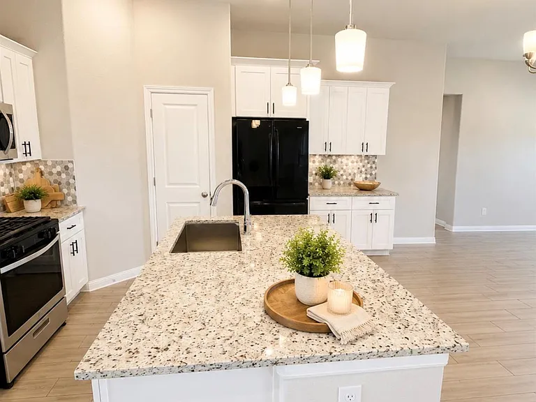 117 Woods Edge Ln — Photo 4